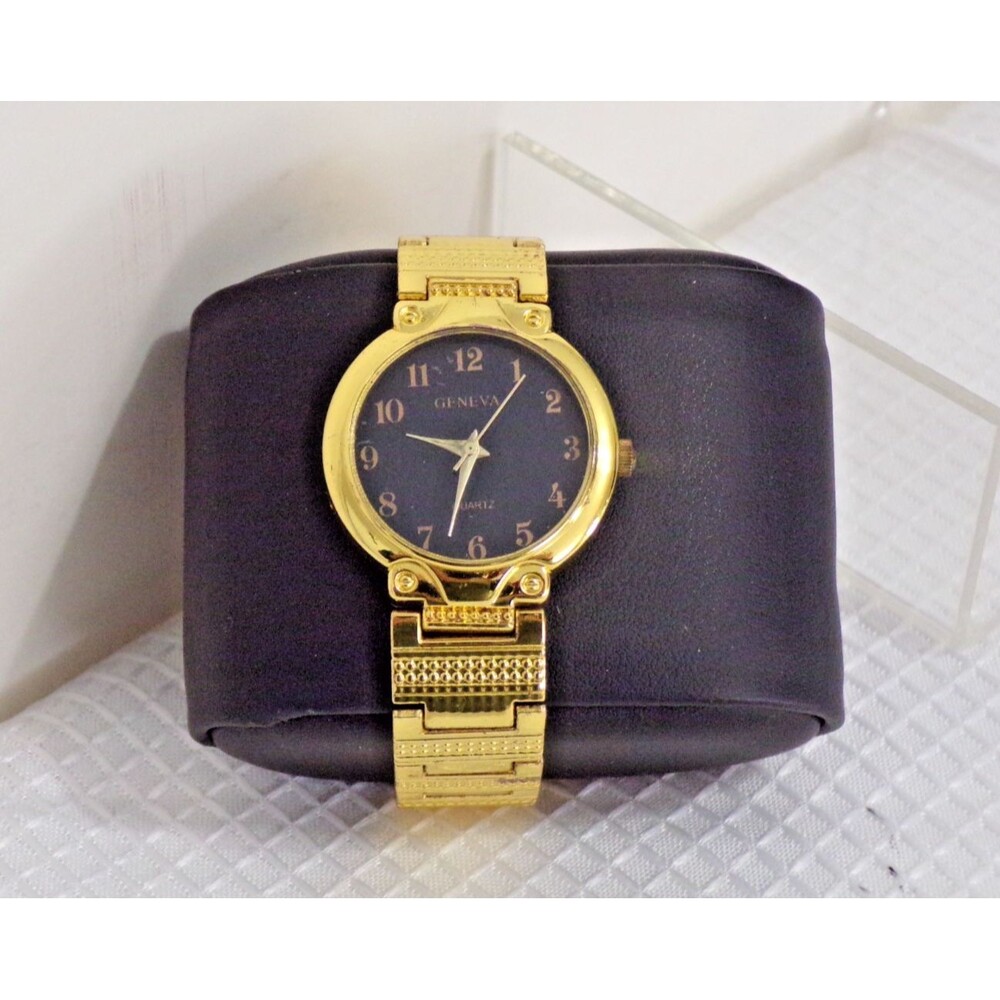 Geneva Women's Watch‎ Round Black Dial Gold Index 8" Gold Linked Bracelet Band